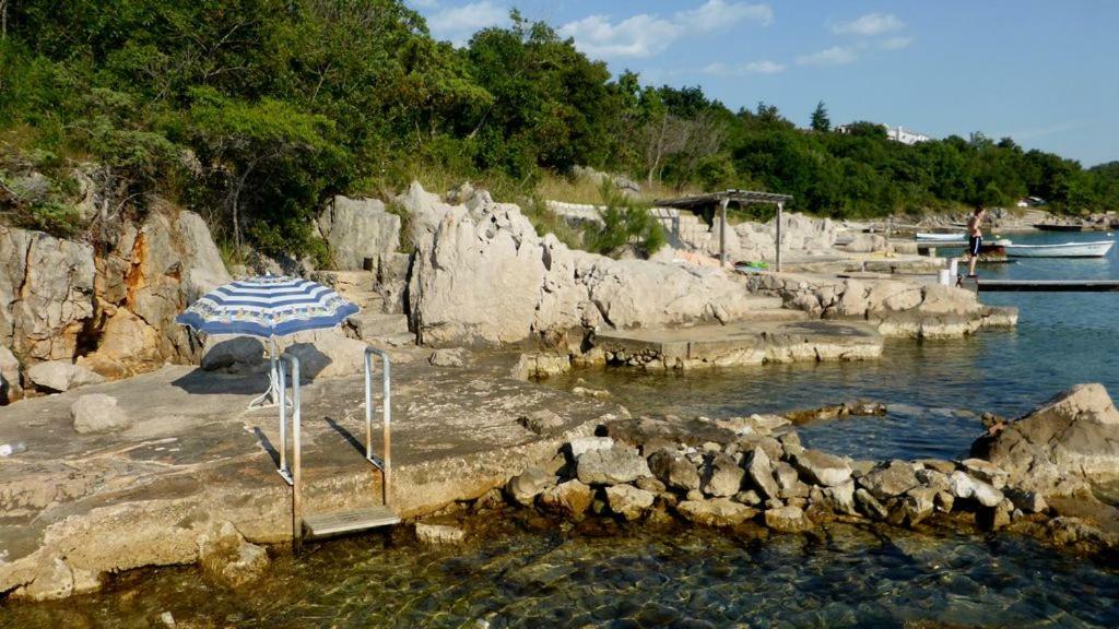 Apartman Lana Διαμέρισμα Omišalj Εξωτερικό φωτογραφία