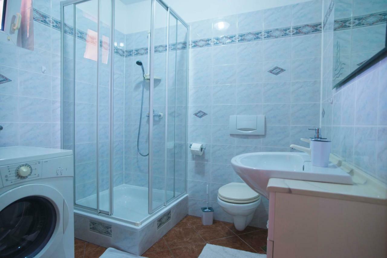 Apartman Lana Διαμέρισμα Omišalj Εξωτερικό φωτογραφία